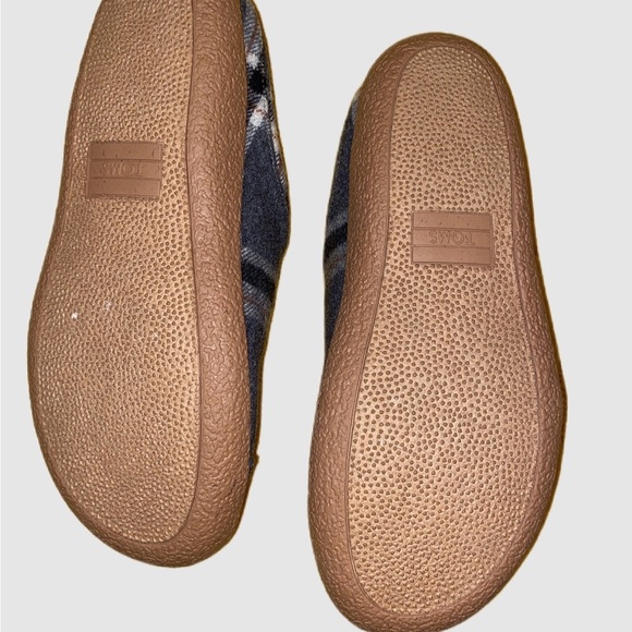 Tom’s Berkeley Slippers - Picture 4 of 7